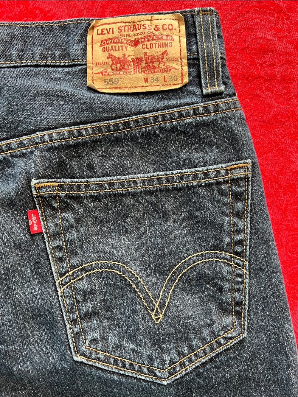 Levi’s 559 Men’s 34x30 Relaxed Straight Jeans Dark Blue 100% Cotton Denim